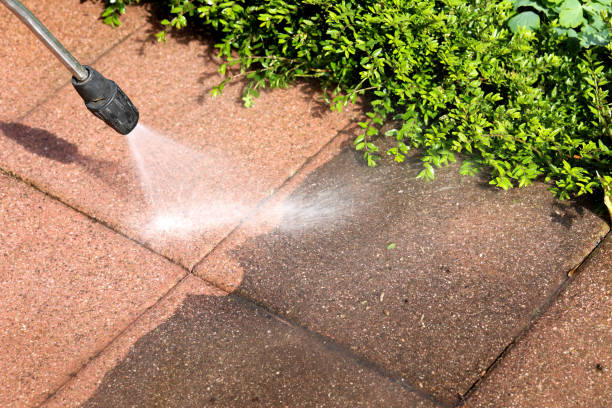 Best Garage Pressure Washing  in Plumsteadville, PA